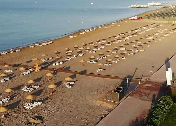 Dionisus Hotel 3*