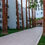 Dionisus Hotel 3* 베렉